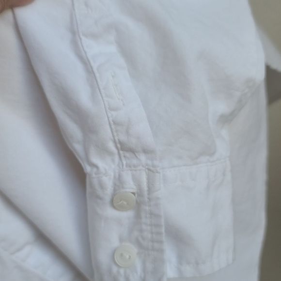 UNIVERSAL THREAD CO. WOMAN'S SHIRT - Picture 5 of 10